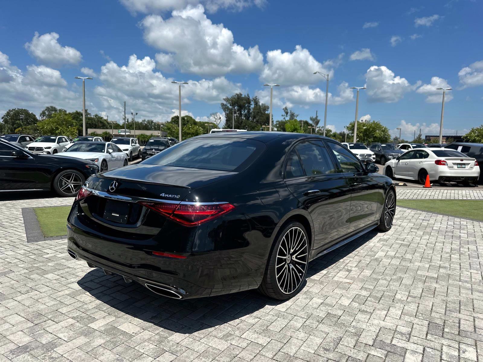 2023 Mercedes Benz S 500 4MATIC photo 4