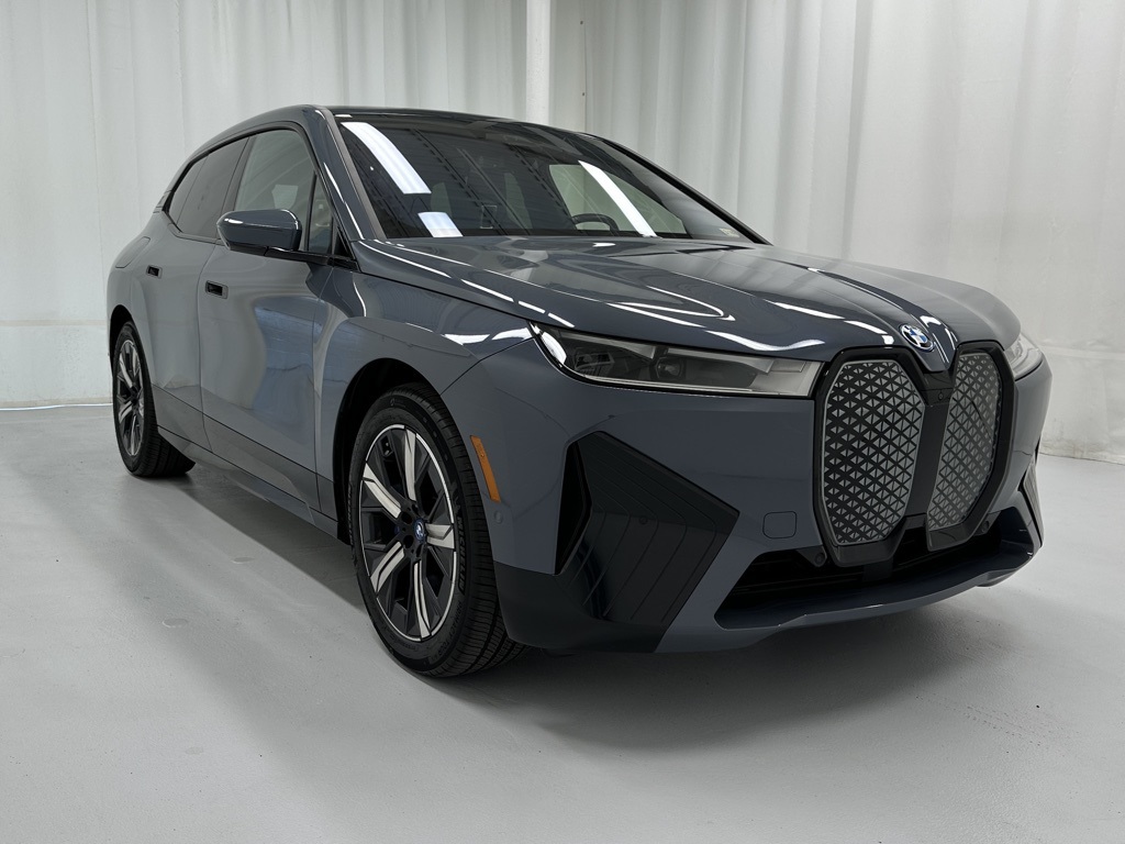 Used 2022 BMW iX Base with VIN WB523CF02NCK49815 for sale in Manheim, PA