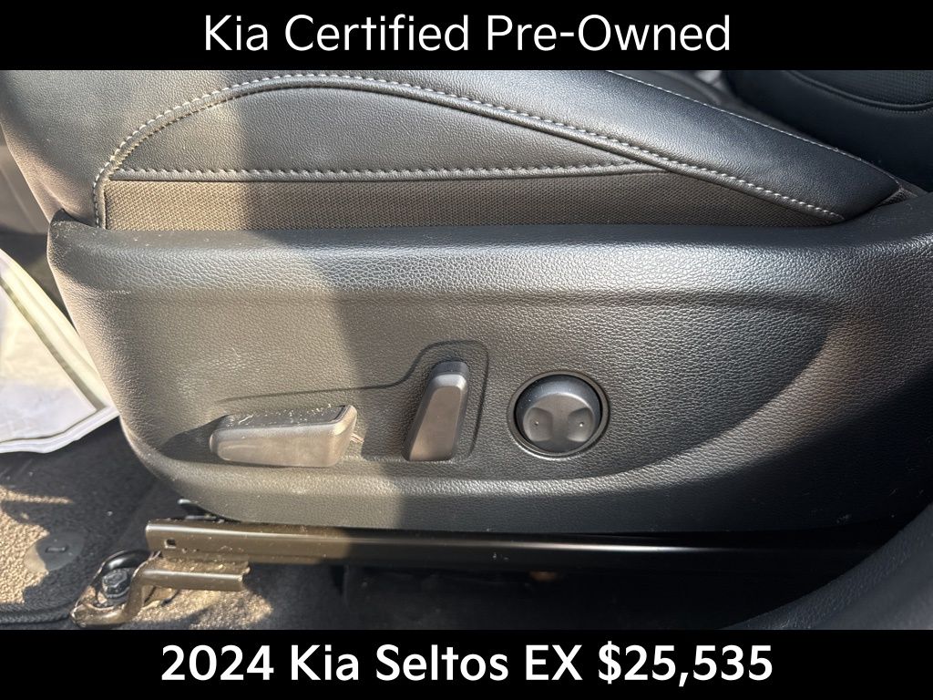 2024 Kia Seltos EX photo 10