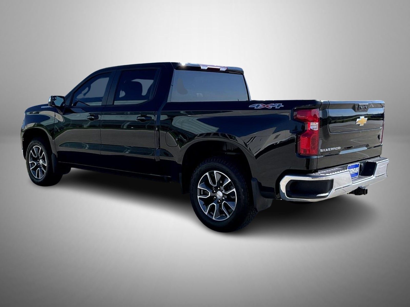 2024 Chevrolet Silverado 1500 LT photo 6