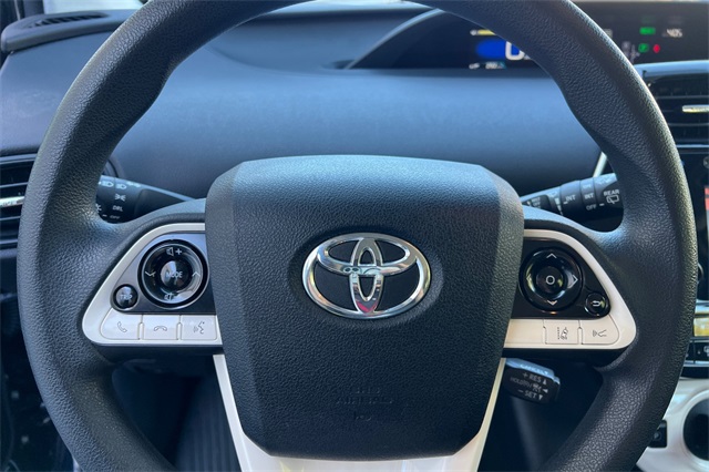 2017 Toyota Prius One Two photo 24
