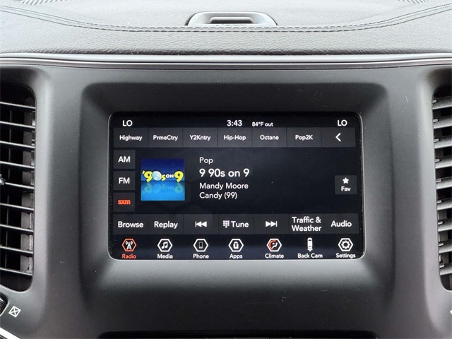 2019 Jeep Cherokee Latitude photo 3