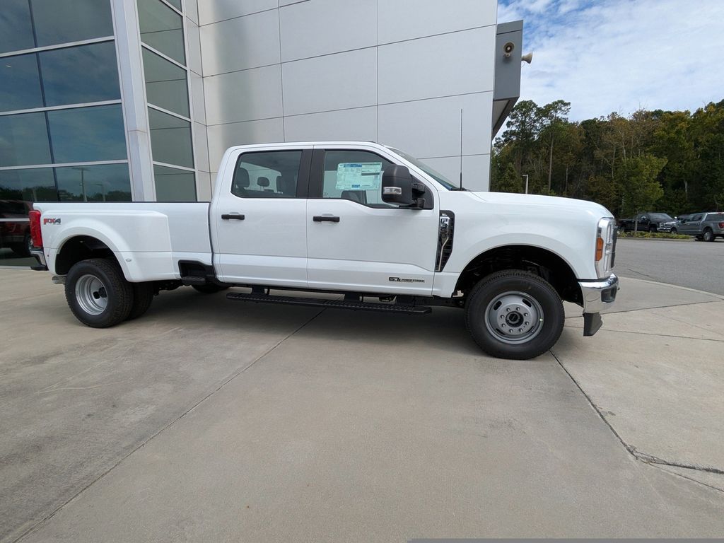 2026 Ford F-350 XL photo 3