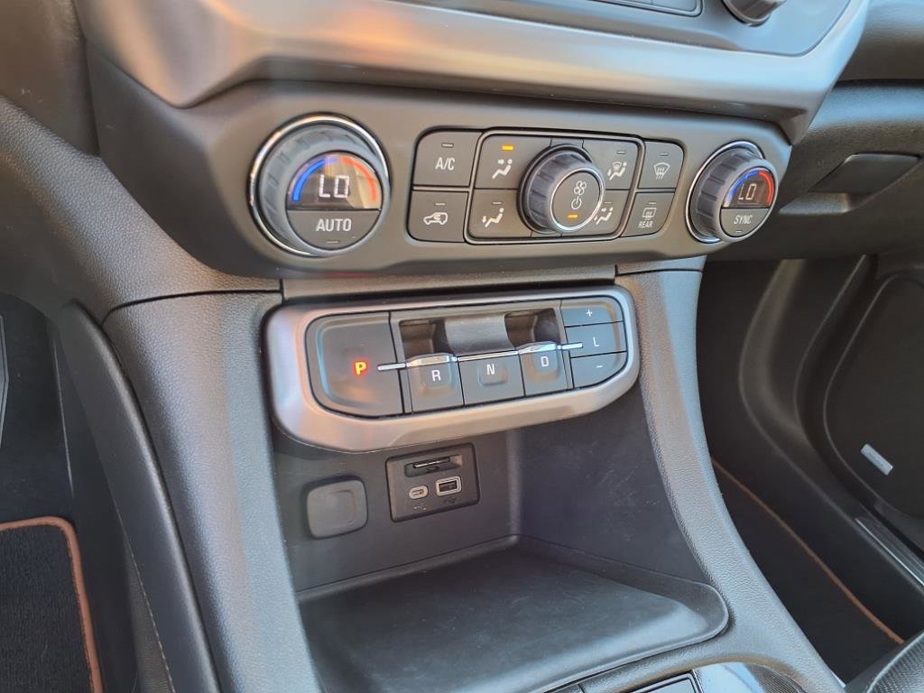 2022 Gmc Acadia AT4 photo 19