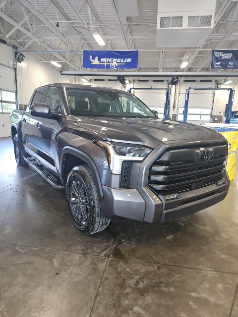 2024 Toyota Tundra SR5 photo 4