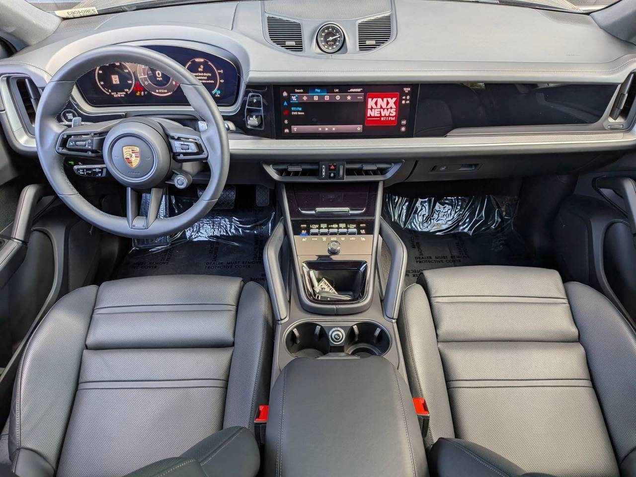 2025 Porsche Cayenne Coupe Base photo 21