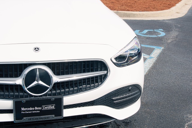 2025 Mercedes Benz C 300 photo 4