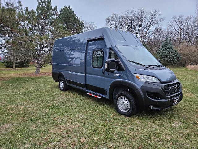 Used 2024 RAM ProMaster Cargo Van Base with VIN 3C6MRWAZ8RE131664 for sale in Findlay, OH