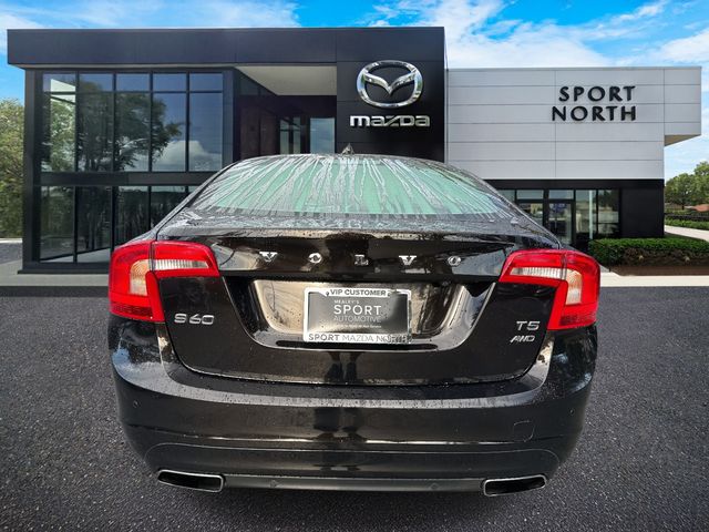 2015 Volvo S60 Platinum R-Design photo 3