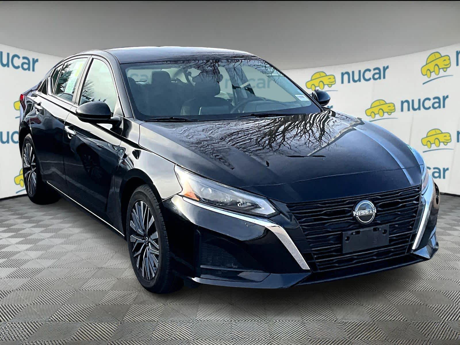 2023 Nissan Altima SV's photo