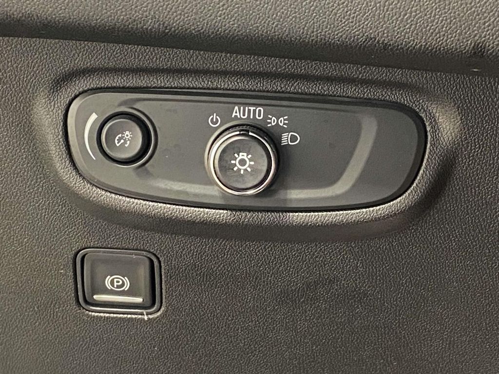2023 Gmc Terrain SLE photo 20
