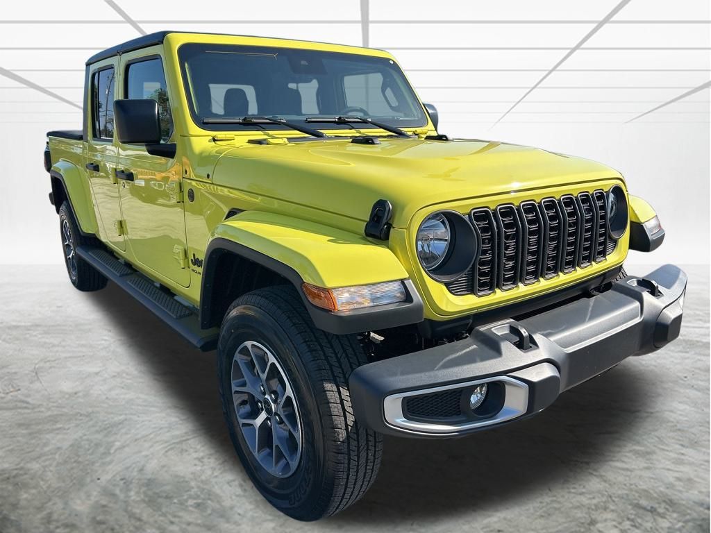 2024 Jeep Gladiator Sport S photo 2
