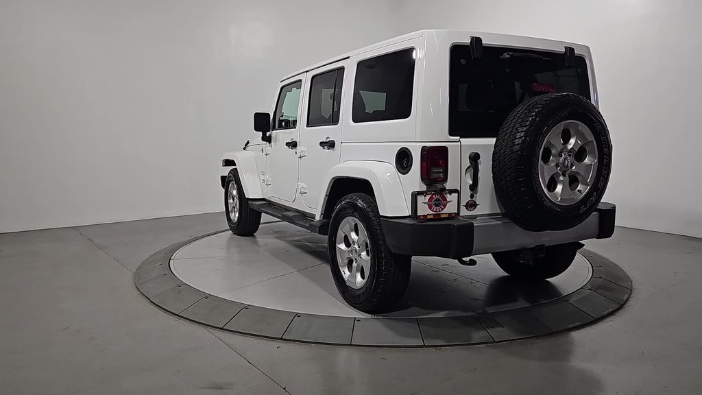 2015 Jeep Wrangler Unlimited Sahara Sport photo 3