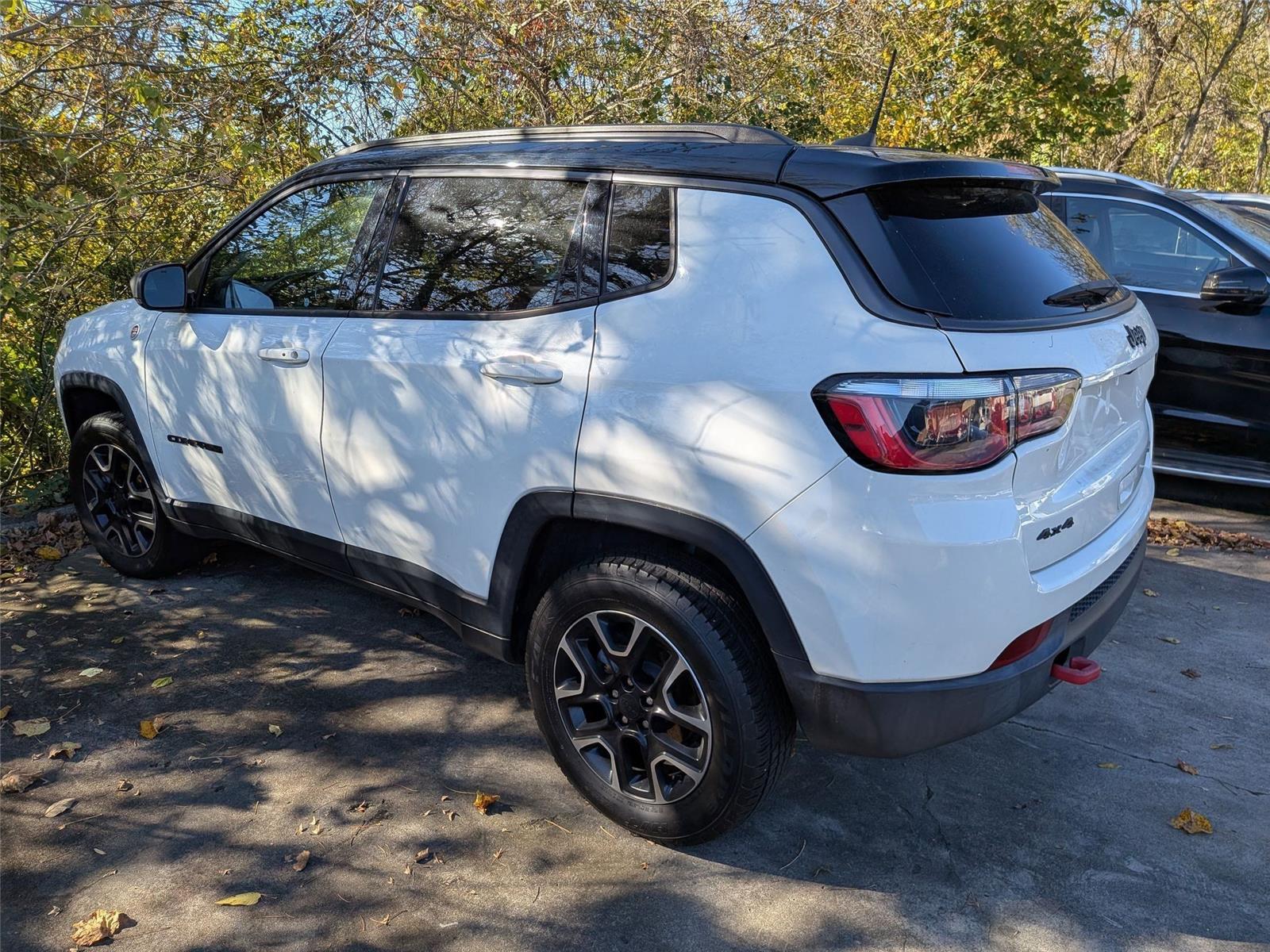 2019 Jeep Compass Trailhawk photo 2