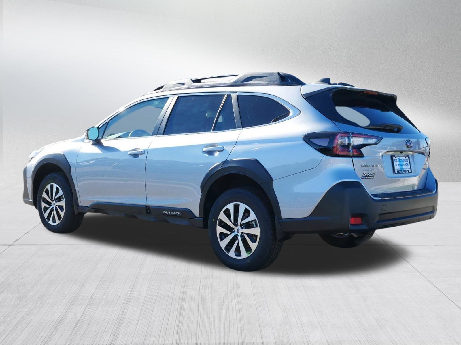 2025 Subaru Outback Premium photo 3
