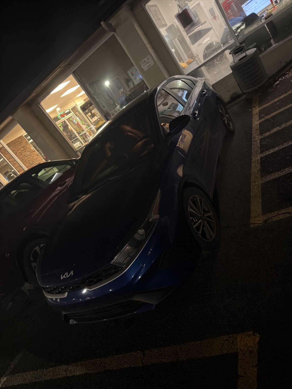 2024 Kia Forte LXS's photo