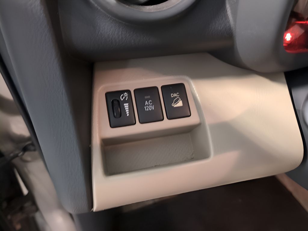 2010 Toyota RAV4 Limited photo 13