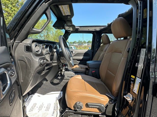 2020 Jeep Wrangler Unlimited Sahara photo 23