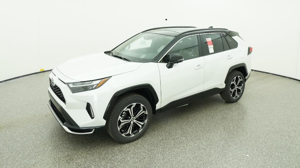 2025 Toyota RAV4 XSE's photo