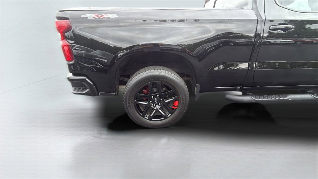 2023 Chevrolet Silverado 1500 RST photo 16