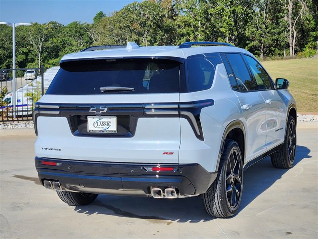 2026 Chevrolet Traverse RS photo 4
