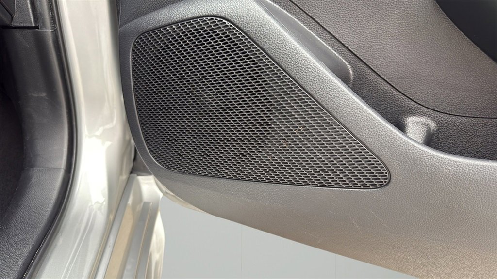 2023 Toyota Corolla LE photo 27