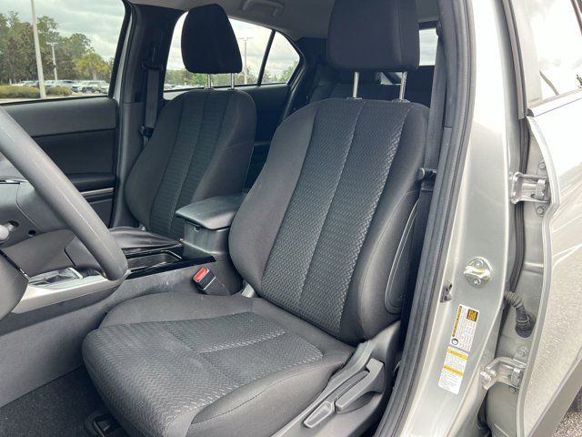 2024 Mitsubishi Eclipse Cross LE photo 2