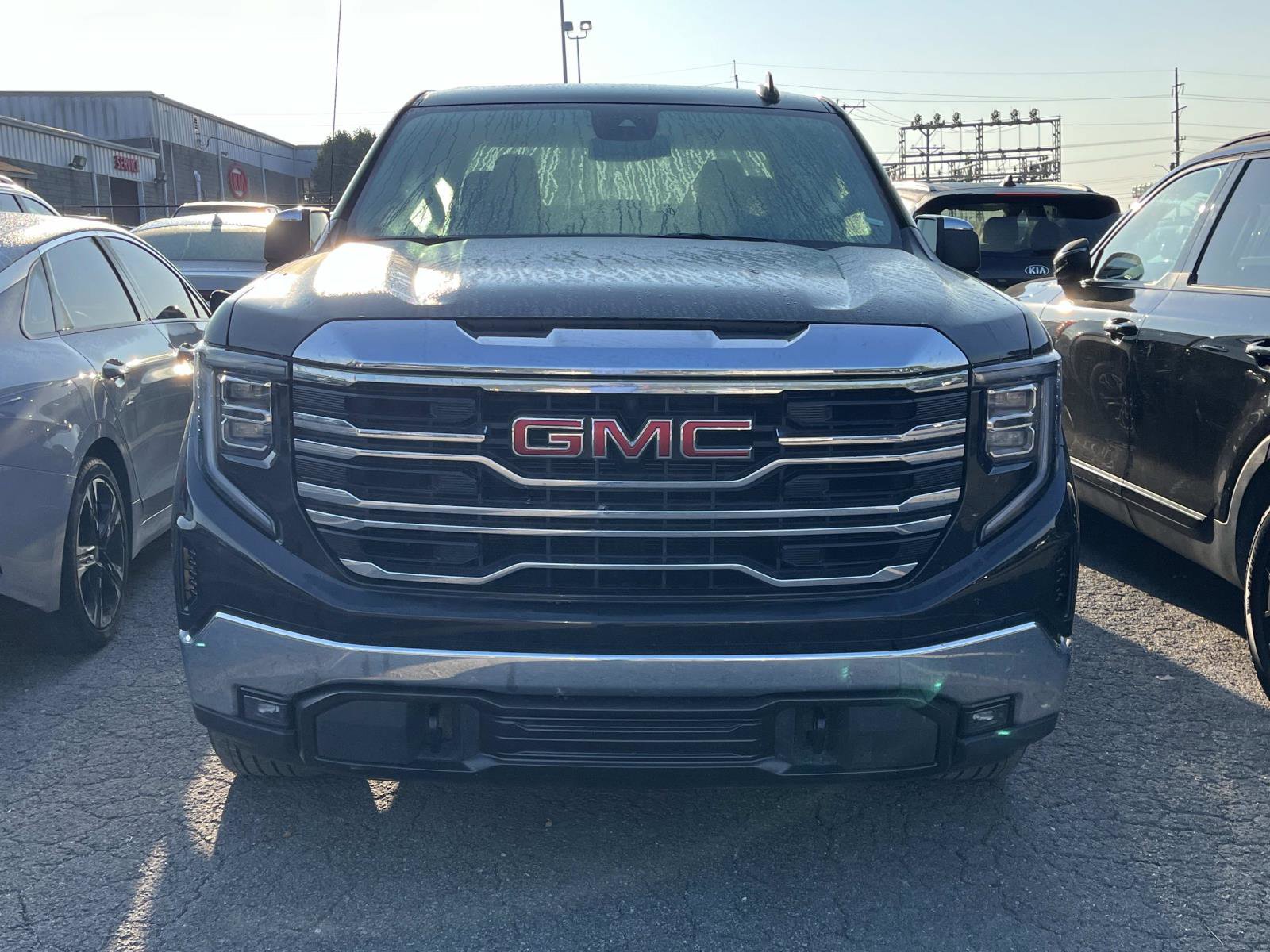 2024 Gmc Sierra 1500 SLT photo 2