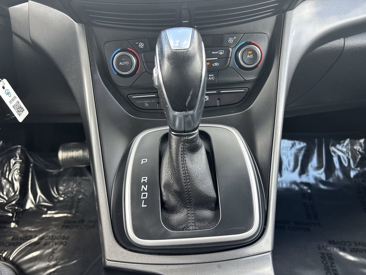 2017 Ford C-Max Hybrid SE photo 22