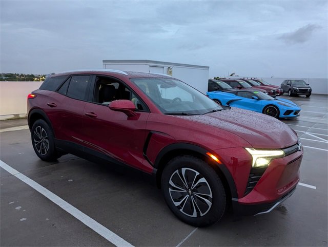 2025 Chevrolet Blazer EV photo 2