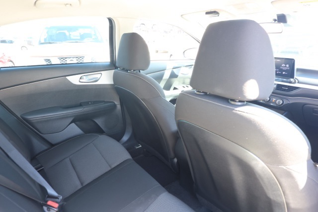 2023 Kia Forte LXS photo 13