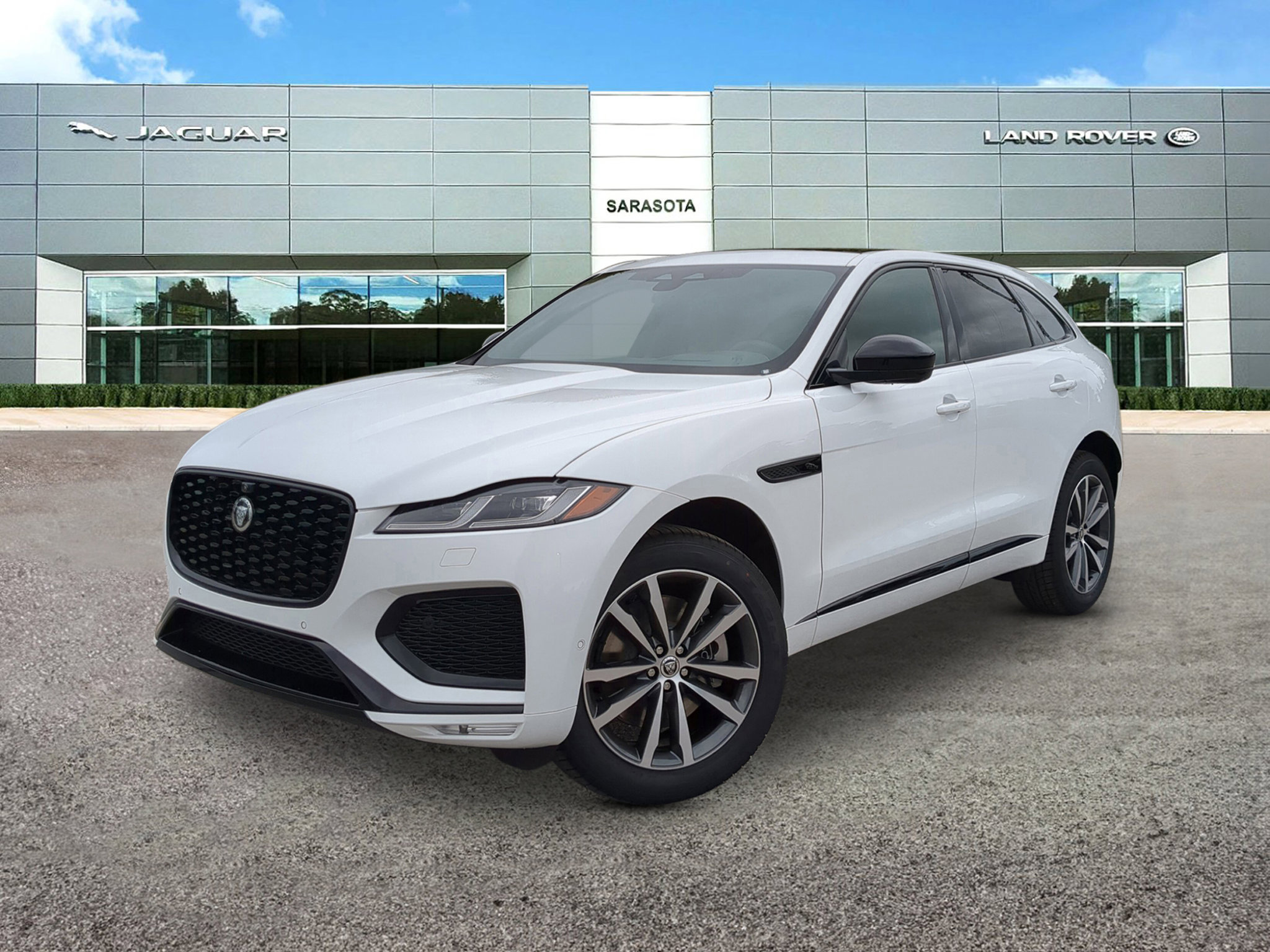 2026 Jaguar F-Pace R-Dynamic S's photo