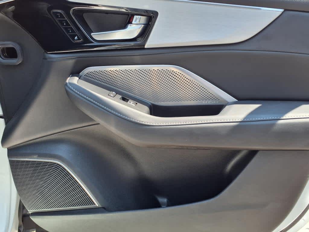 2023 Acura MDX SH-AWD Technology photo 8