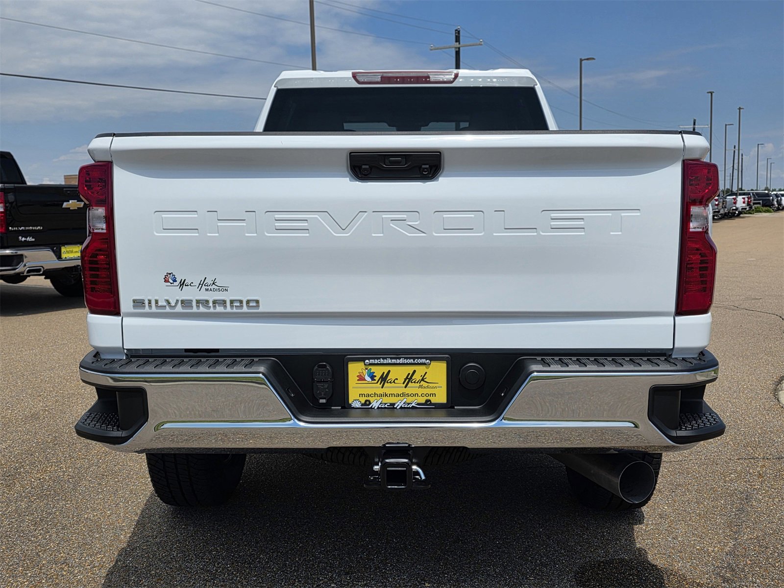 2025 Chevrolet Silverado 2500HD photo 4