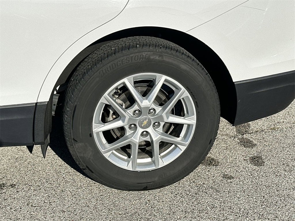 2024 Chevrolet Equinox LT photo 27
