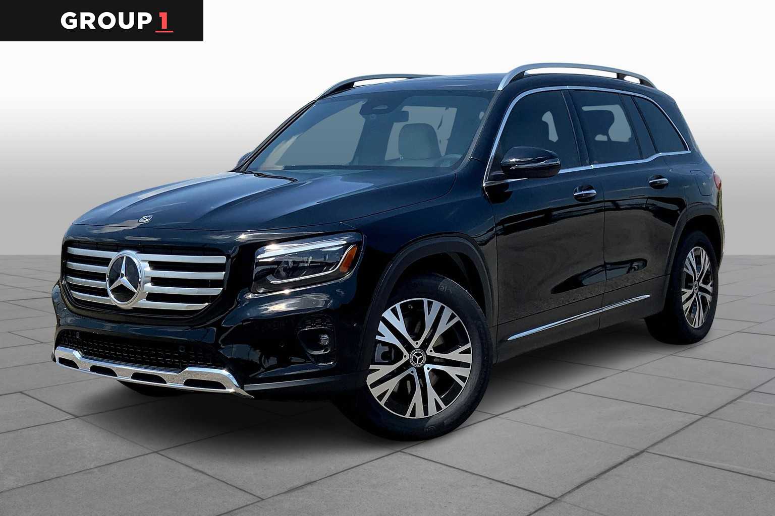 2025 Mercedes-Benz GLB Base's photo