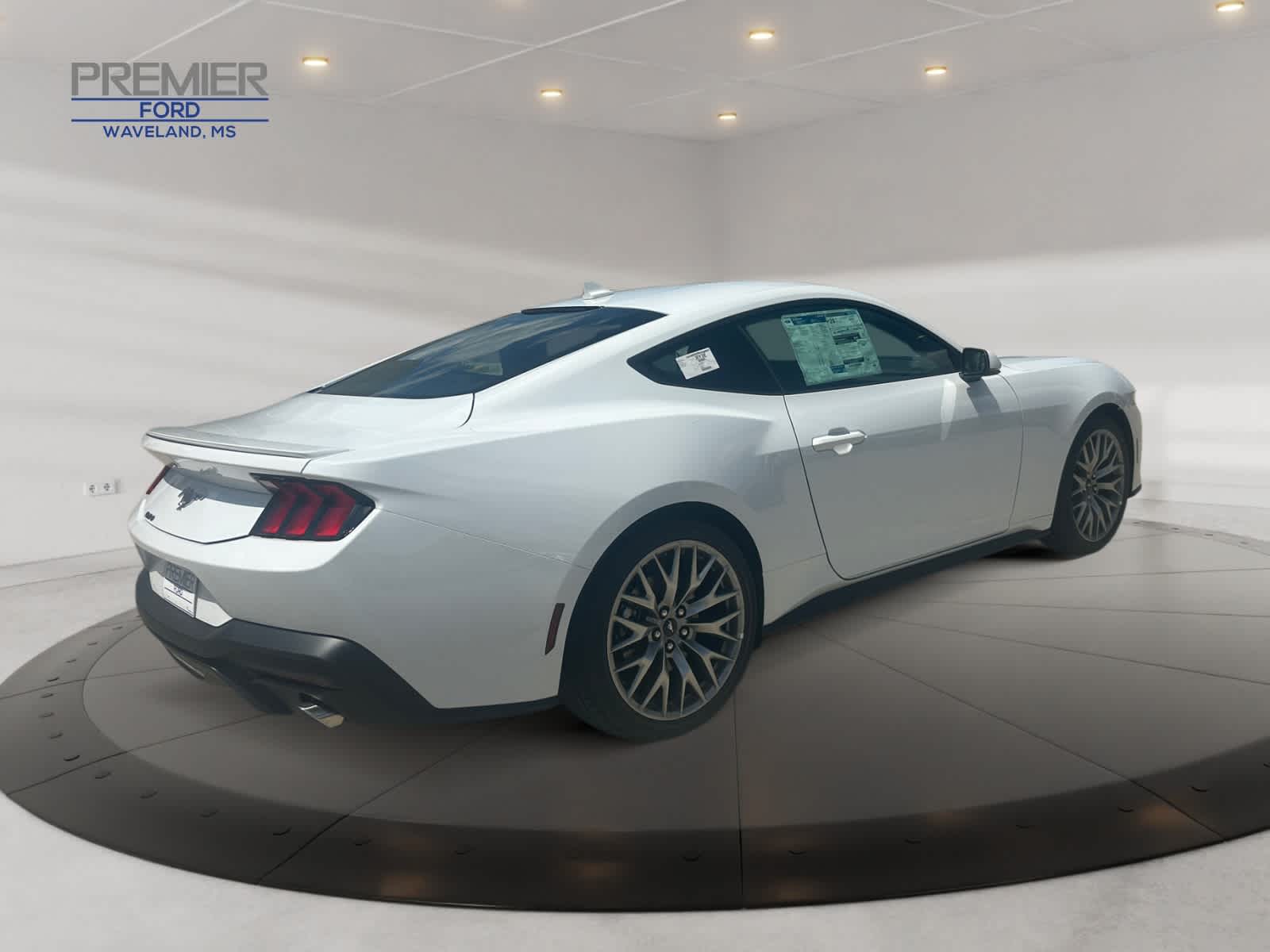 2025 Ford Mustang EcoBoost Premium photo 5