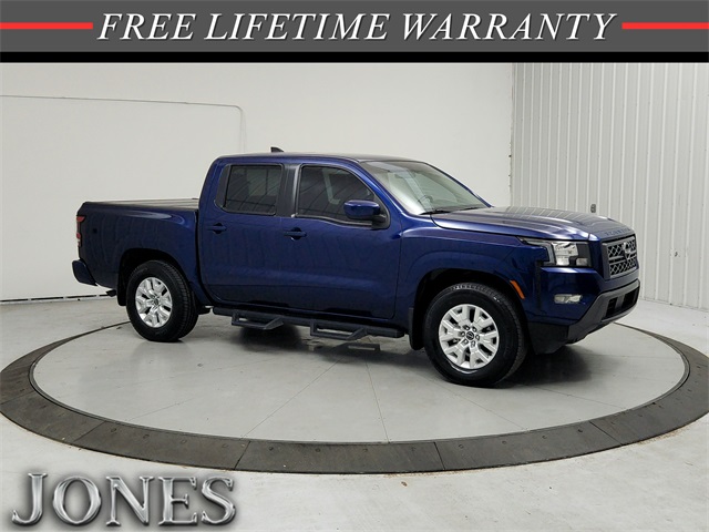 2022 Nissan Frontier SV's photo