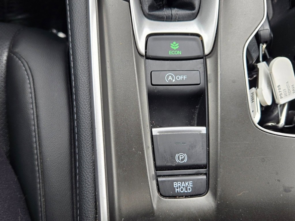 2022 Honda Accord EX-L photo 25