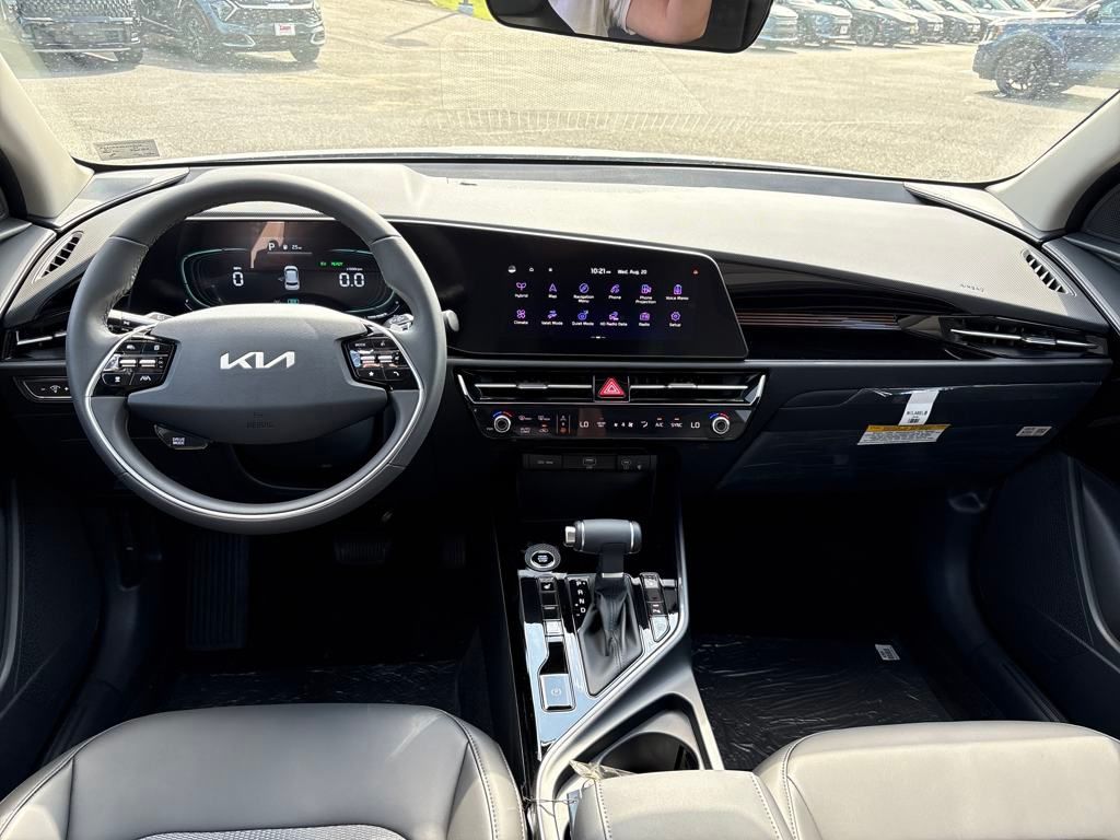2025 Kia Niro EX photo 23