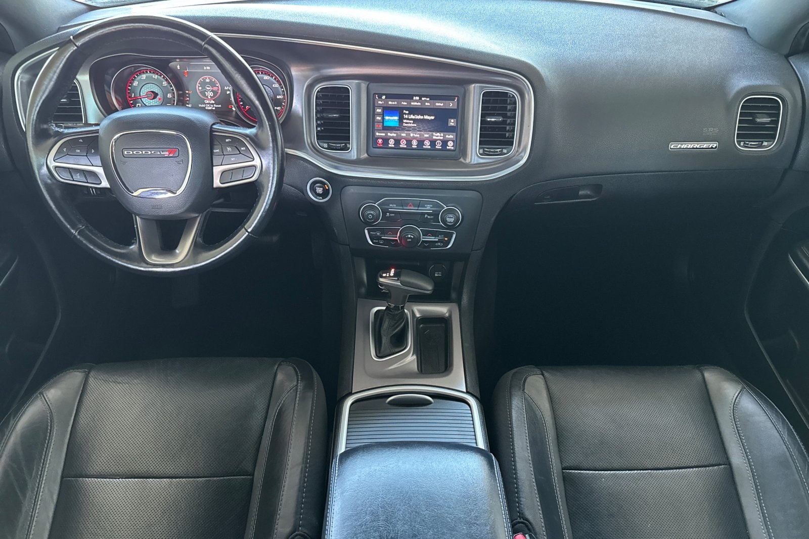 2021 Dodge Charger SXT photo 3