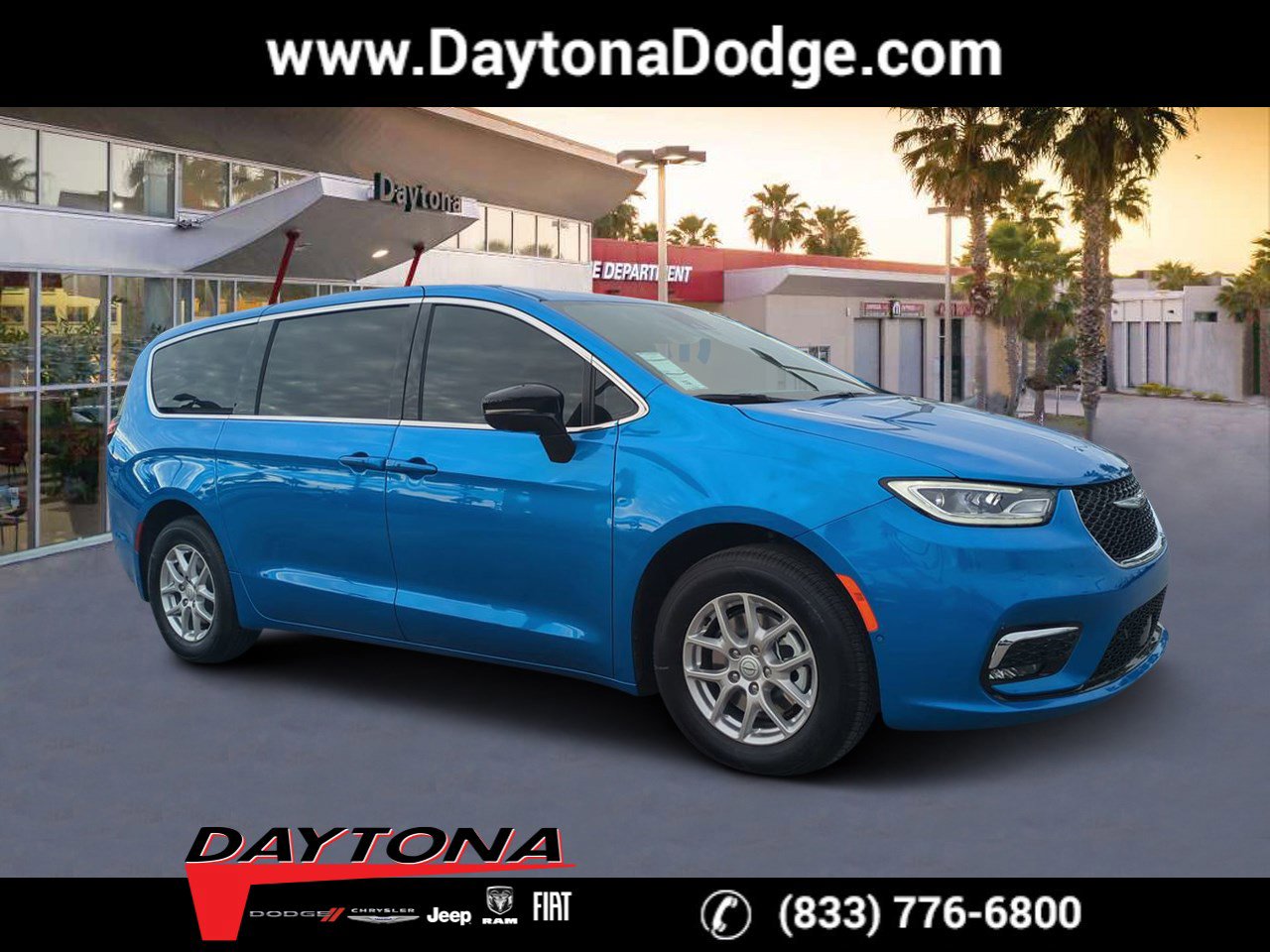 2026 Chrysler Pacifica Select's photo