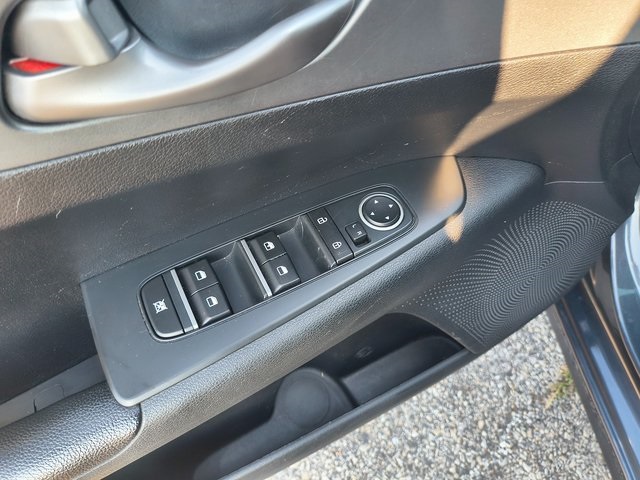 2019 Kia Forte LXS photo 11