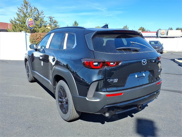 2025 Mazda CX-50 Preferred photo 3