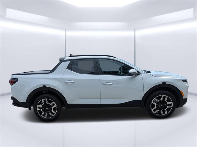 2025 Hyundai Santa Cruz Limited photo 2