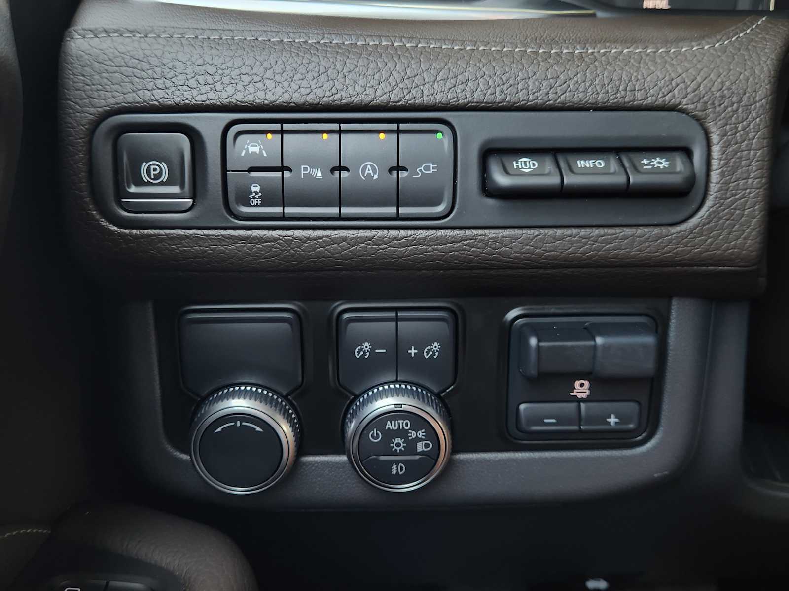 2021 Gmc Yukon Denali photo 18