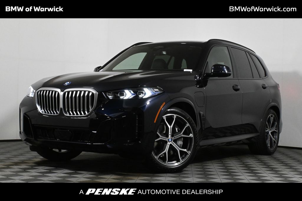 2026 BMW X5 50e's photo