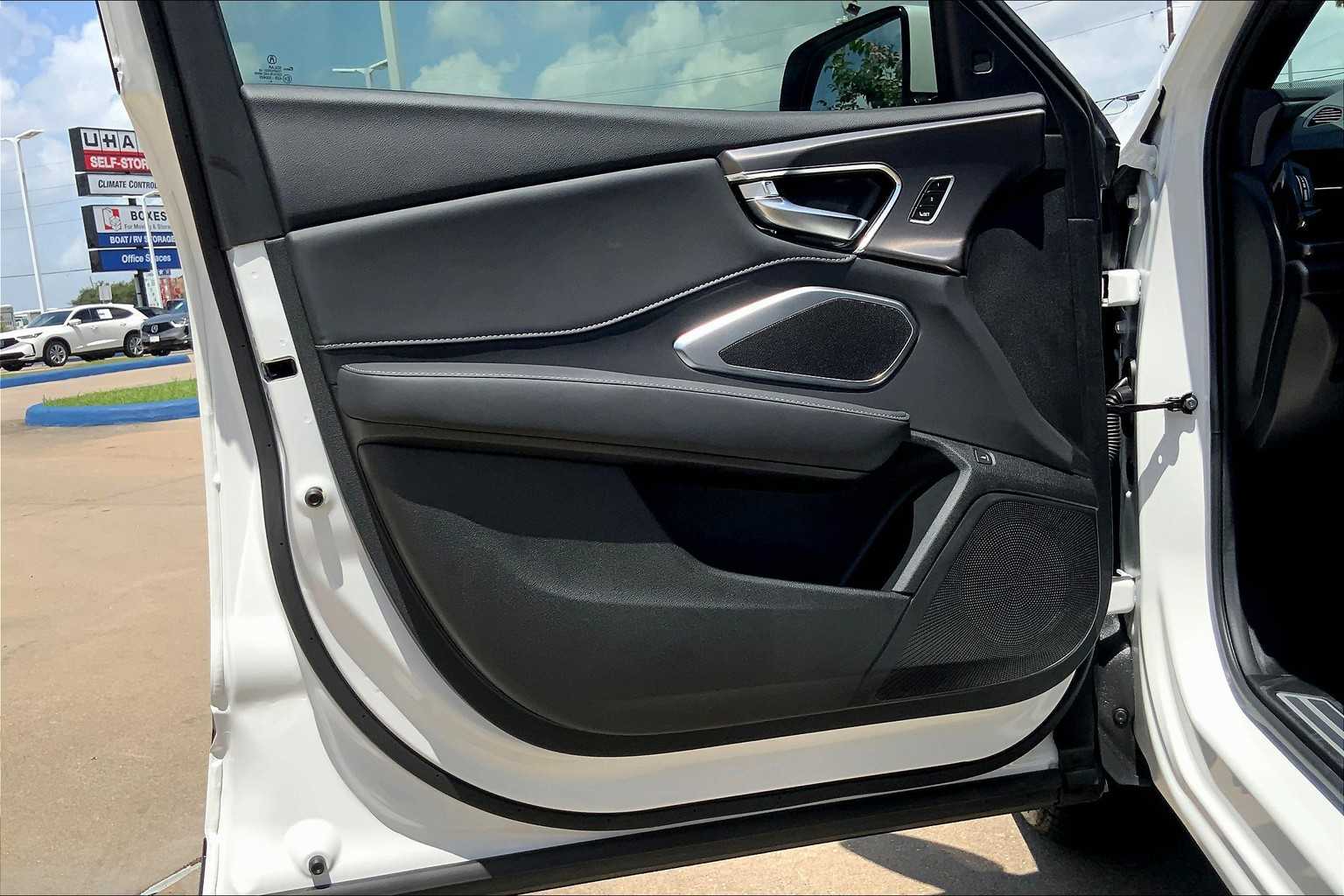 2025 Acura RDX photo 19