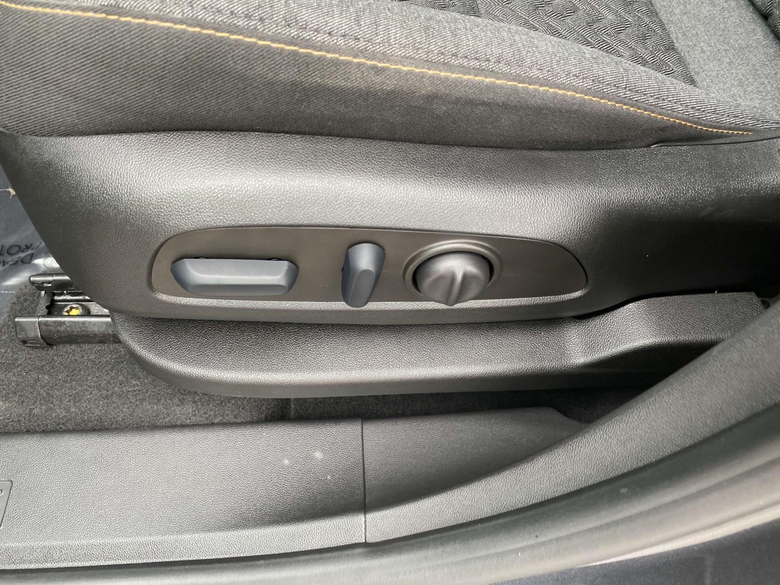 2022 Chevrolet Equinox LT photo 4