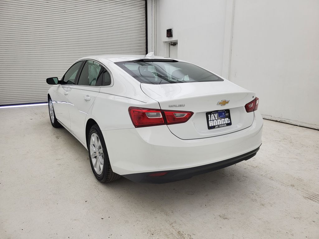 2023 Chevrolet Malibu 1LT photo 14